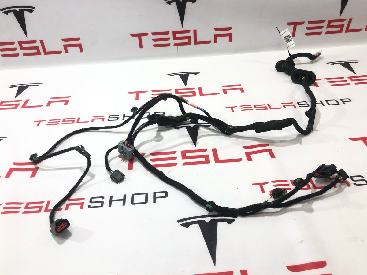 Проводка двери к Tesla Model S 2021