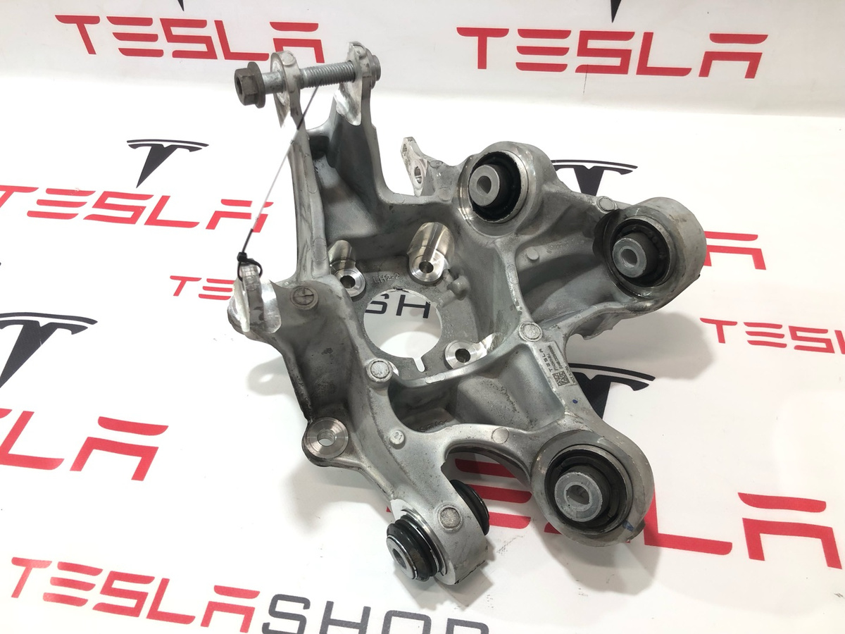 Кулак задний левый к Tesla Model S 2021