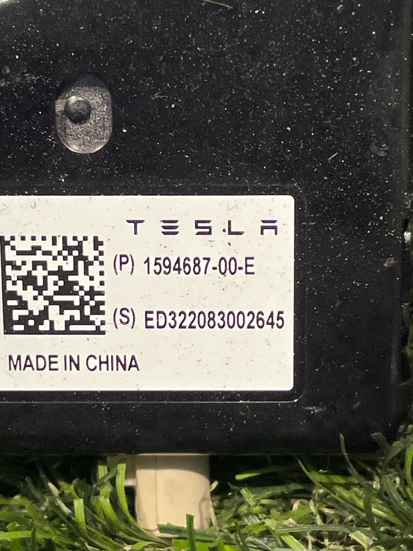 Антенна  к Tesla Model X 2023