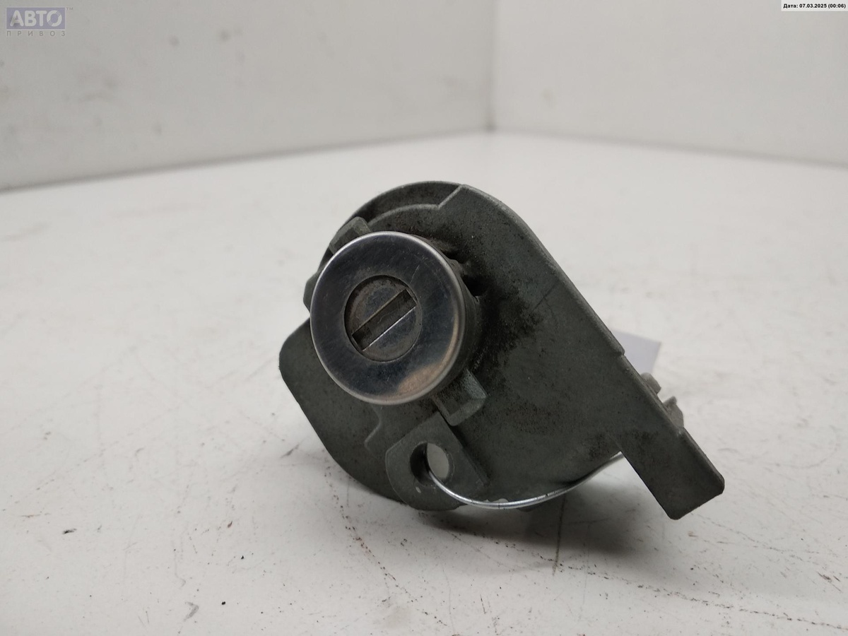 Замок двери к Mazda 6 2002