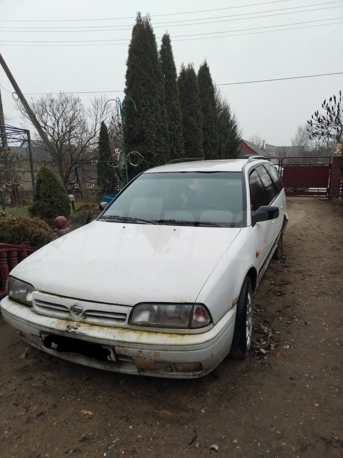 Nissan Primera I (P10), 1991