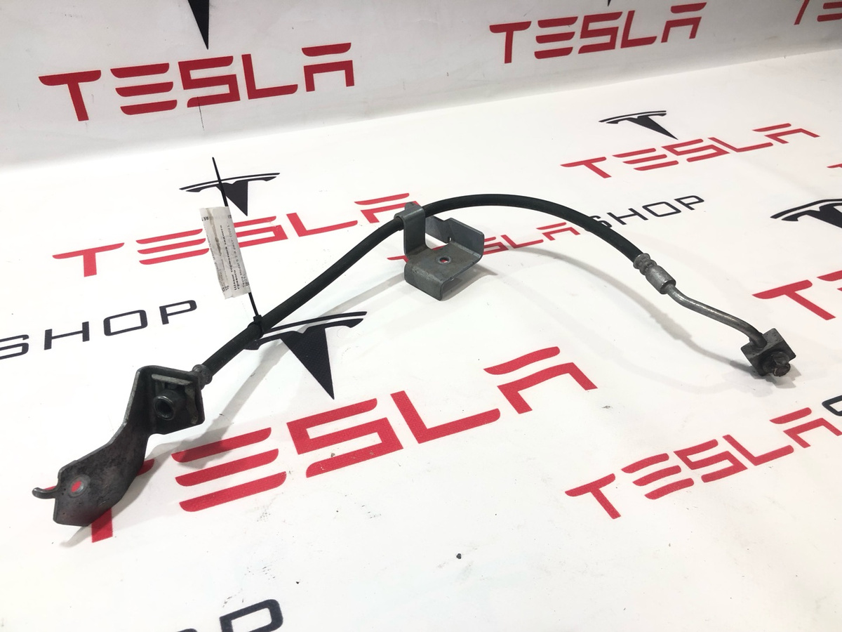 Шланг тормозной к Tesla Model S 2021