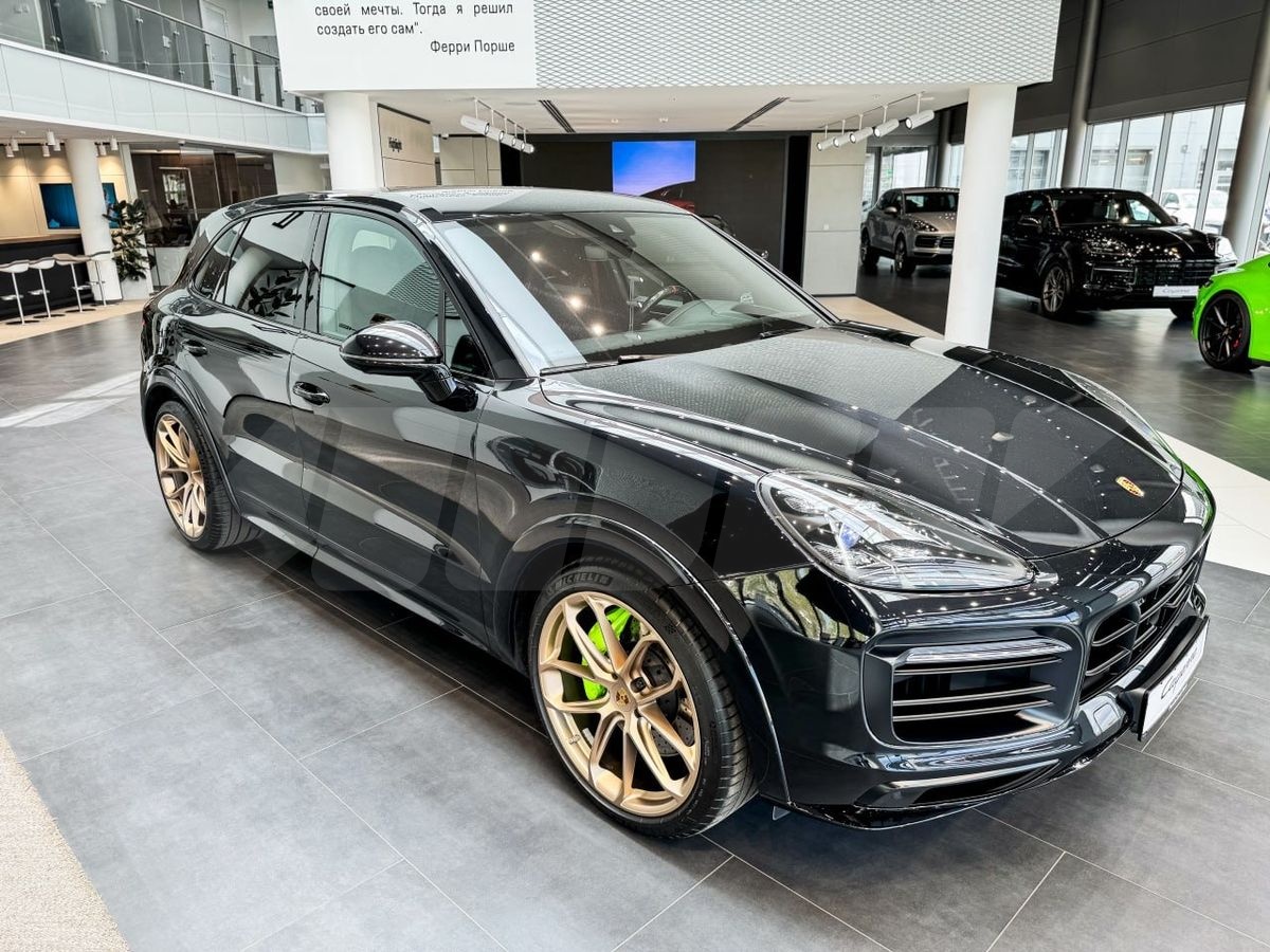 Porsche Cayenne III, 2021