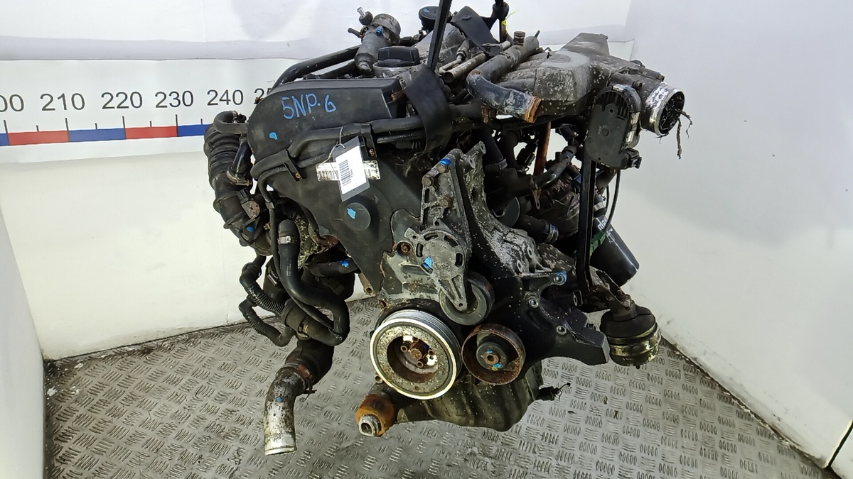 Двигатель к Audi A4 2005