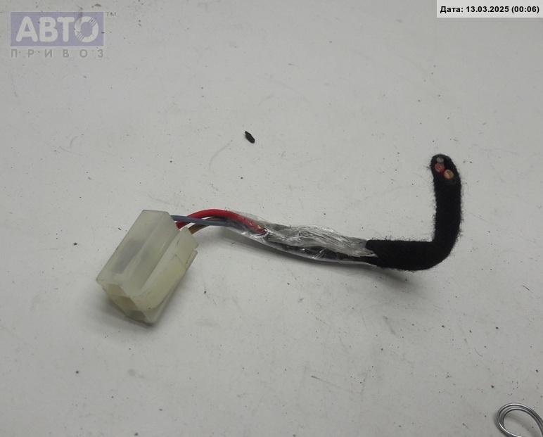 Разъем AUX / USB к Volkswagen Passat 1998