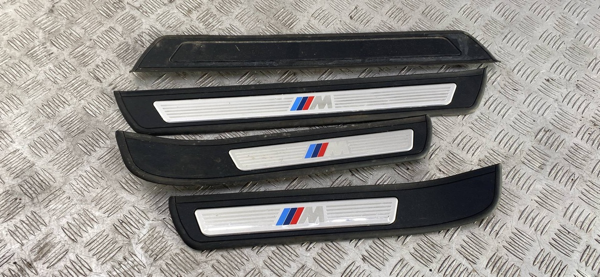 Авто на разбор BMW  2012