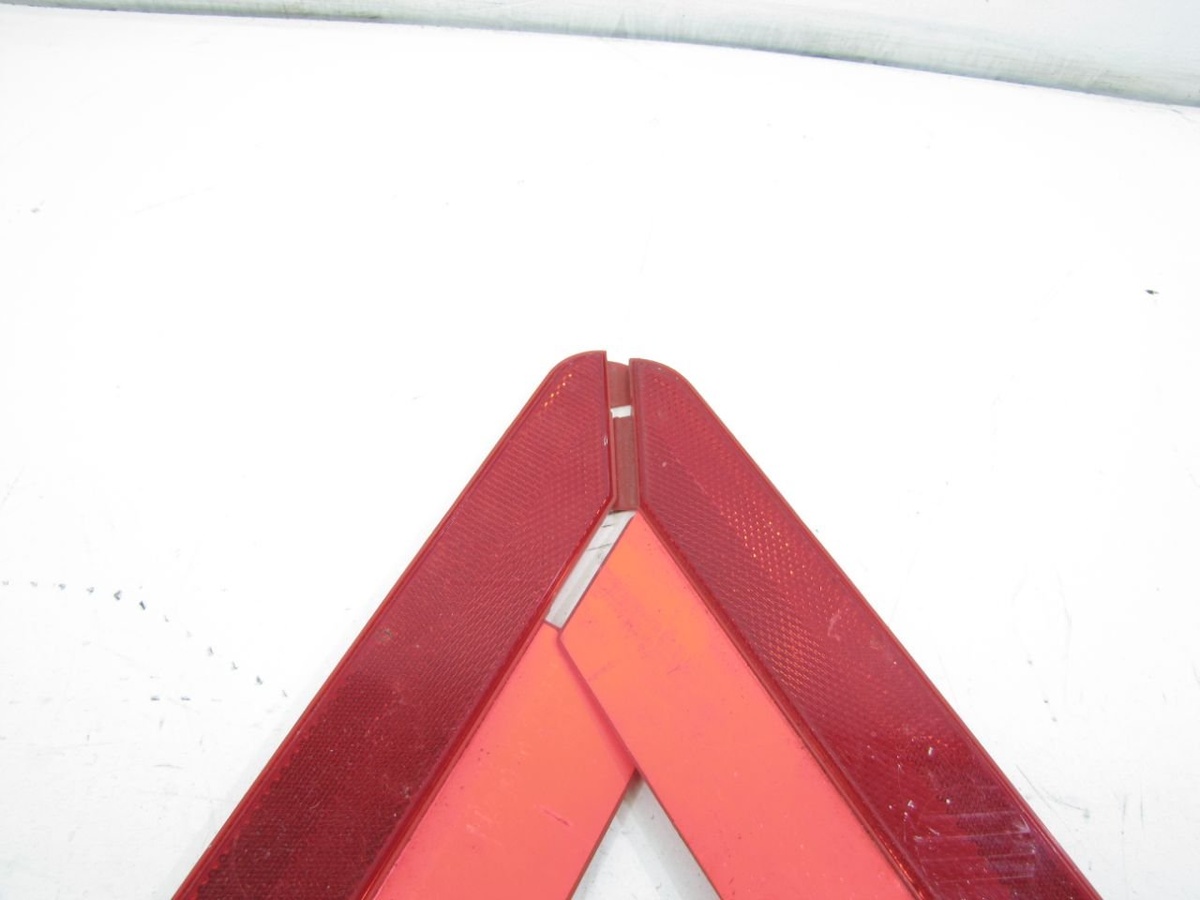 Знак аварийной остановки к Toyota Prius 2005