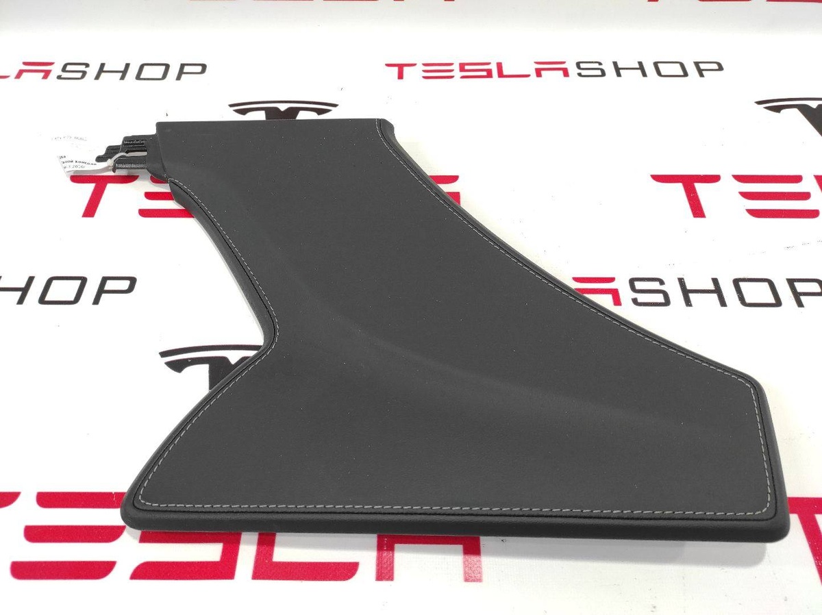 Пластик салона к Tesla Model S 2020