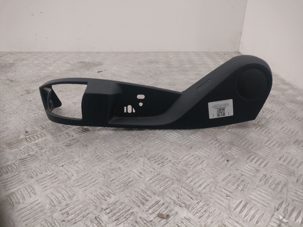 Накладка к BMW  2011