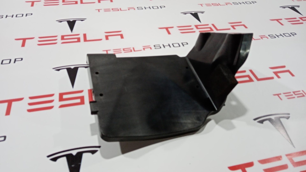 Механизм (прочие) к Tesla Model S 2012