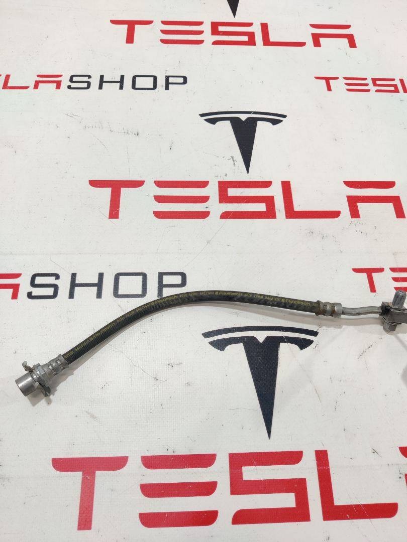 Шланг тормозной к Tesla Model 3 2019