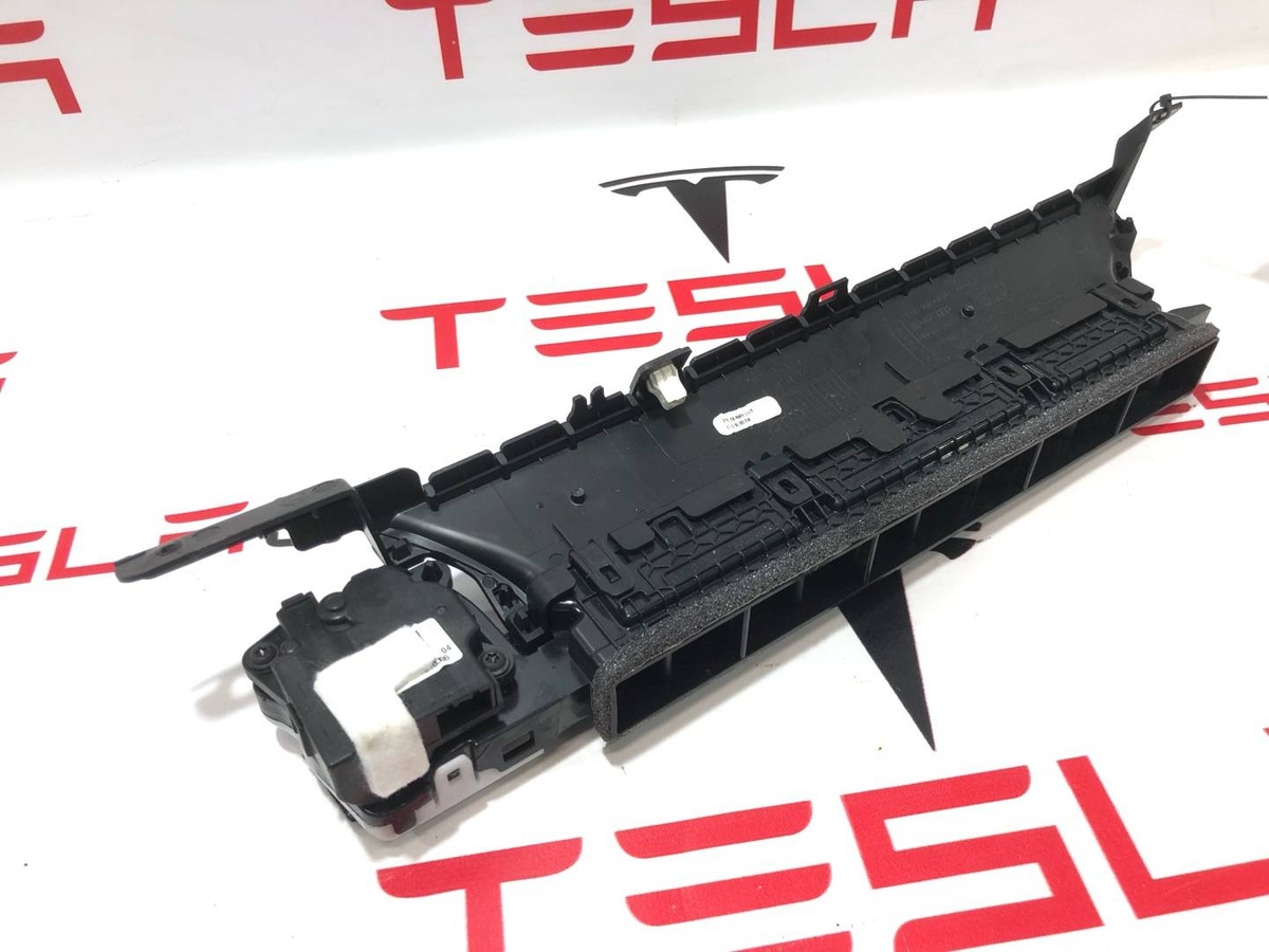 Воздуховод к Tesla Model Y 2021