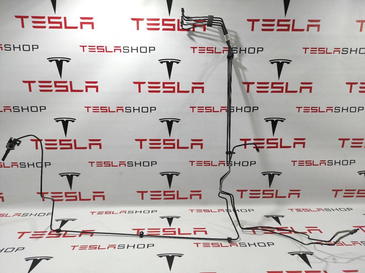 Шланг тормозной к Tesla Model S 2016