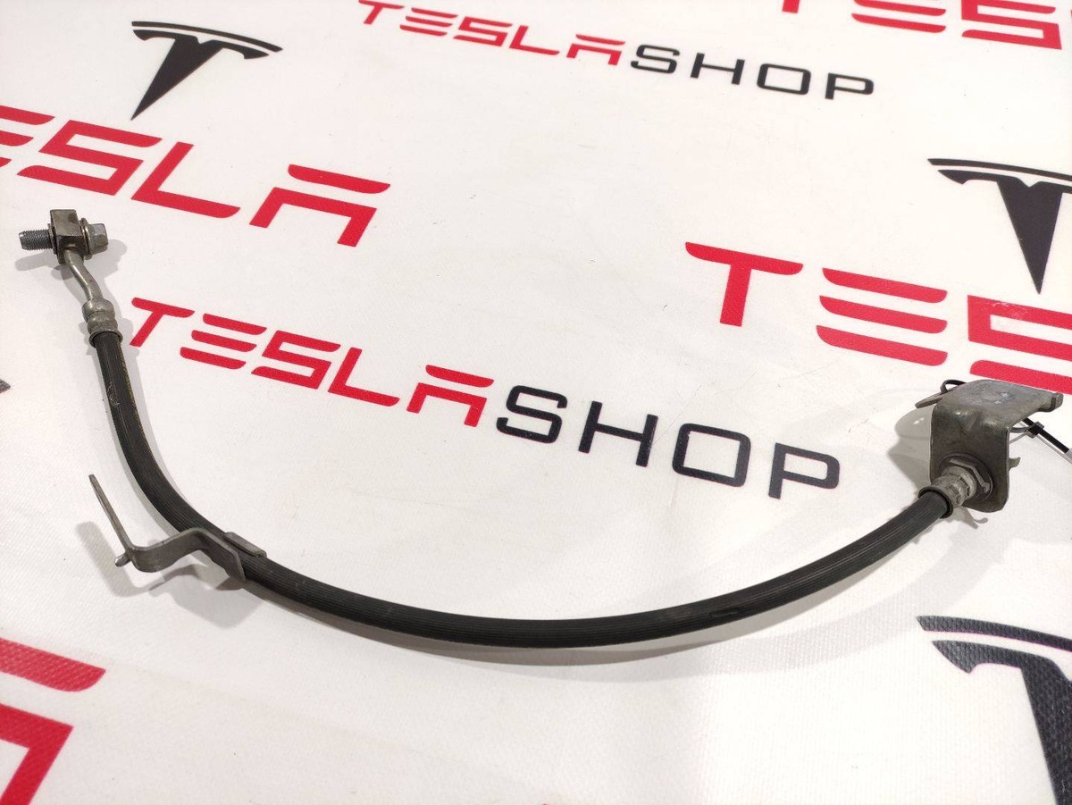 Шланг тормозной к Tesla Model 3 2019