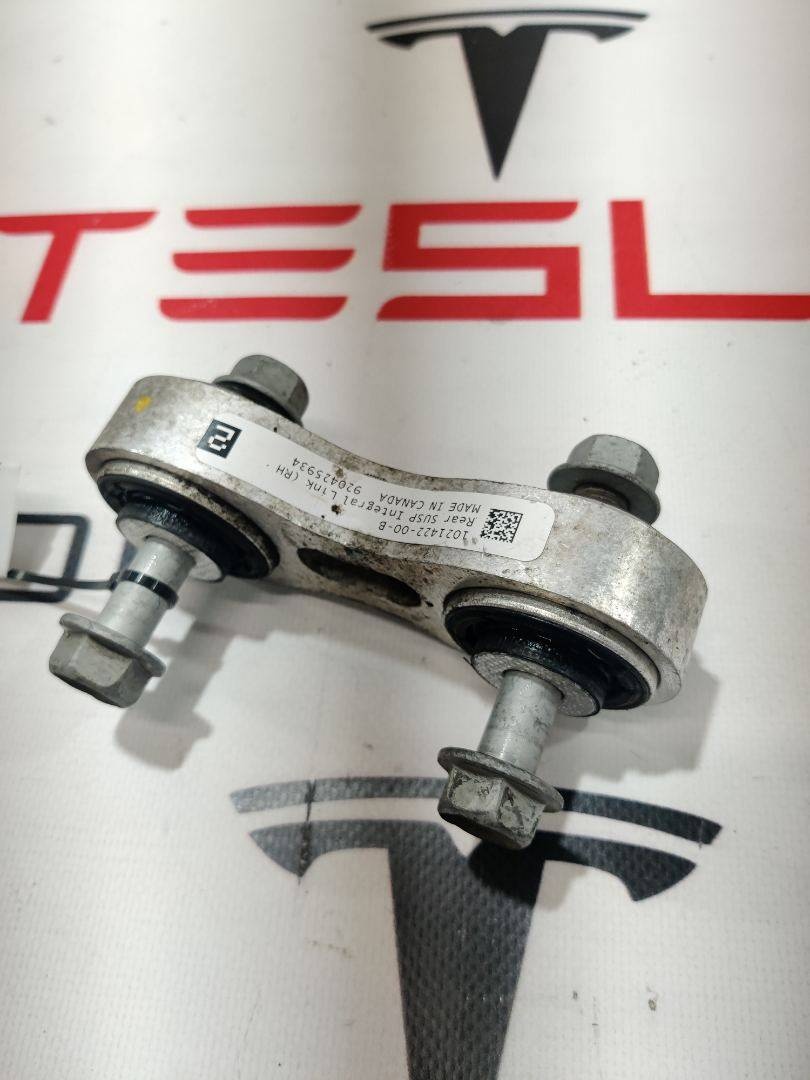 Рычаг задний к Tesla Model S 2019
