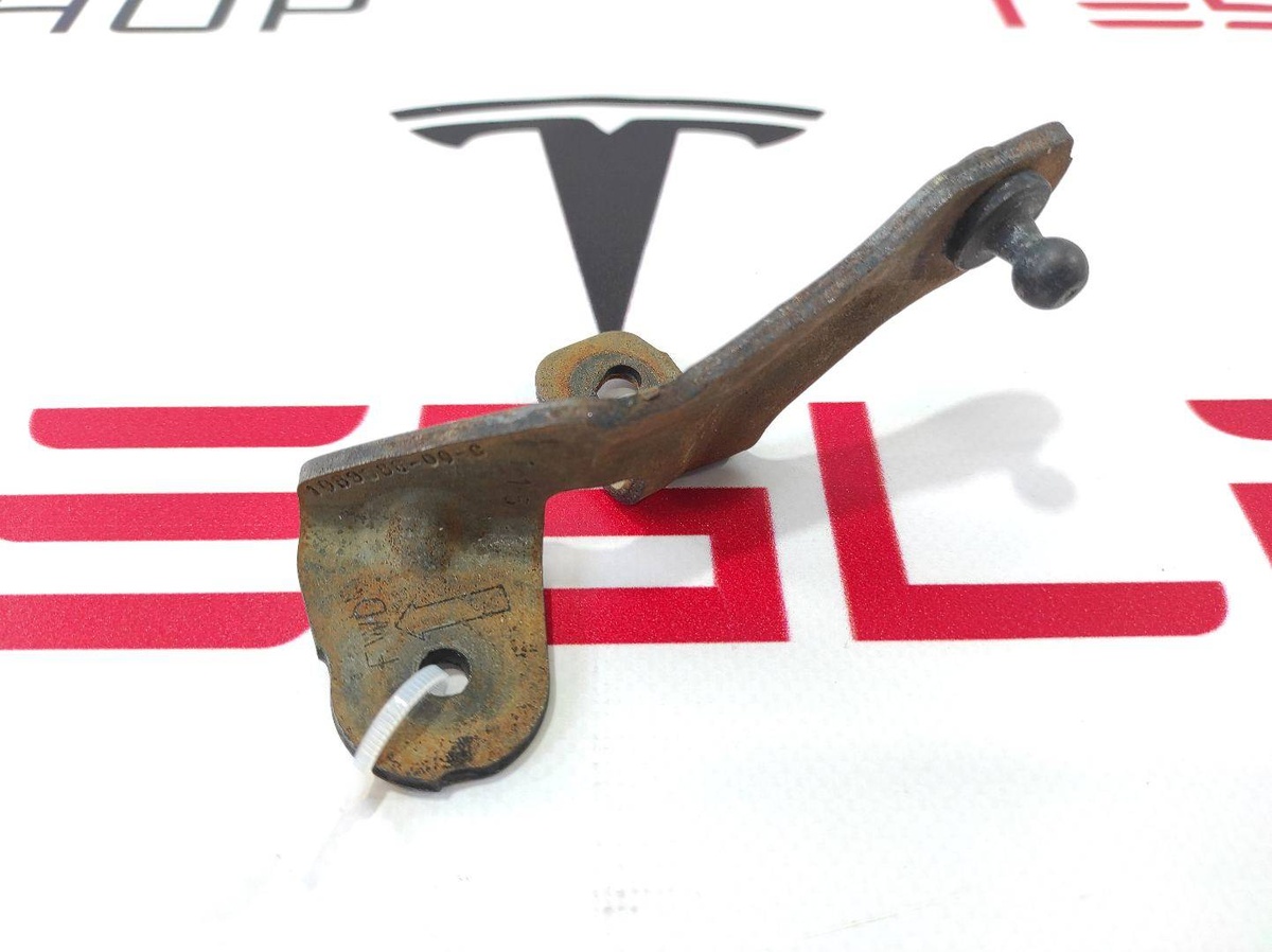 Механизм (прочие) к Tesla Model 3 2019