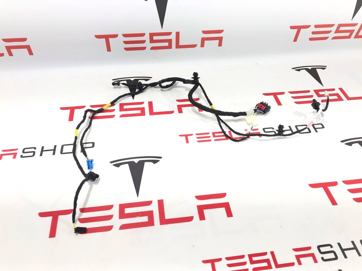 Проводка двери к Tesla Model S 2021