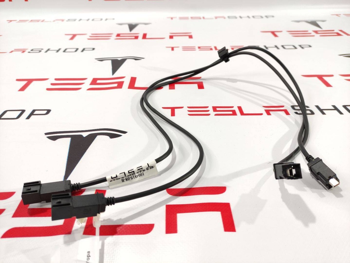 Провод USB к Tesla Model S 2015
