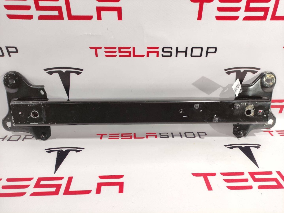 Распорка стоек к Tesla Model 3 2021