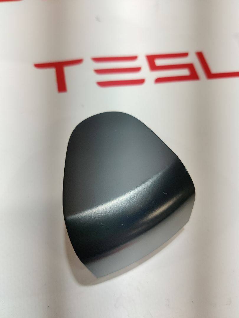 Колпачок литого диска к Tesla Model S 2018