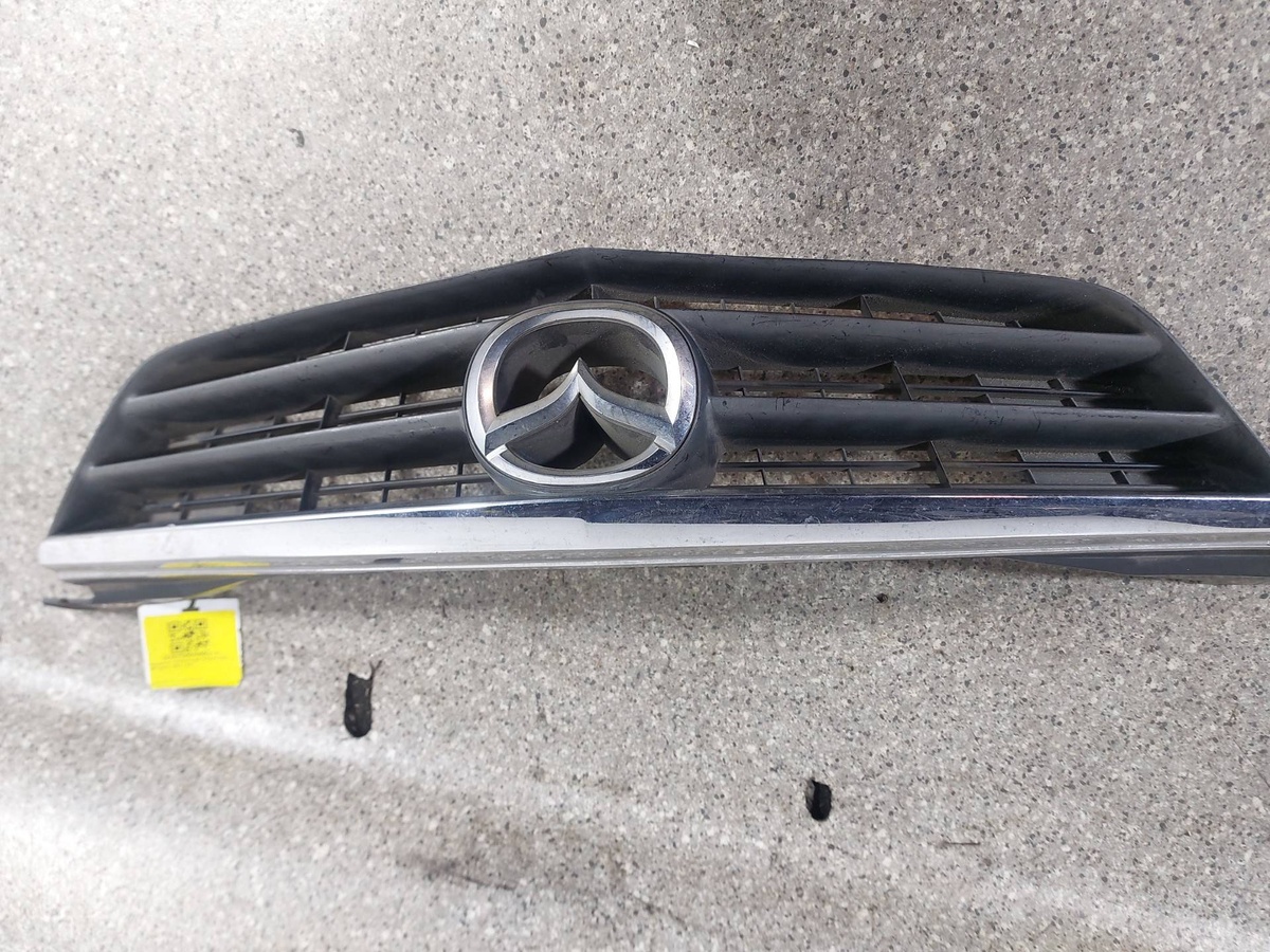 Решетка радиатора к Mazda 626 2001