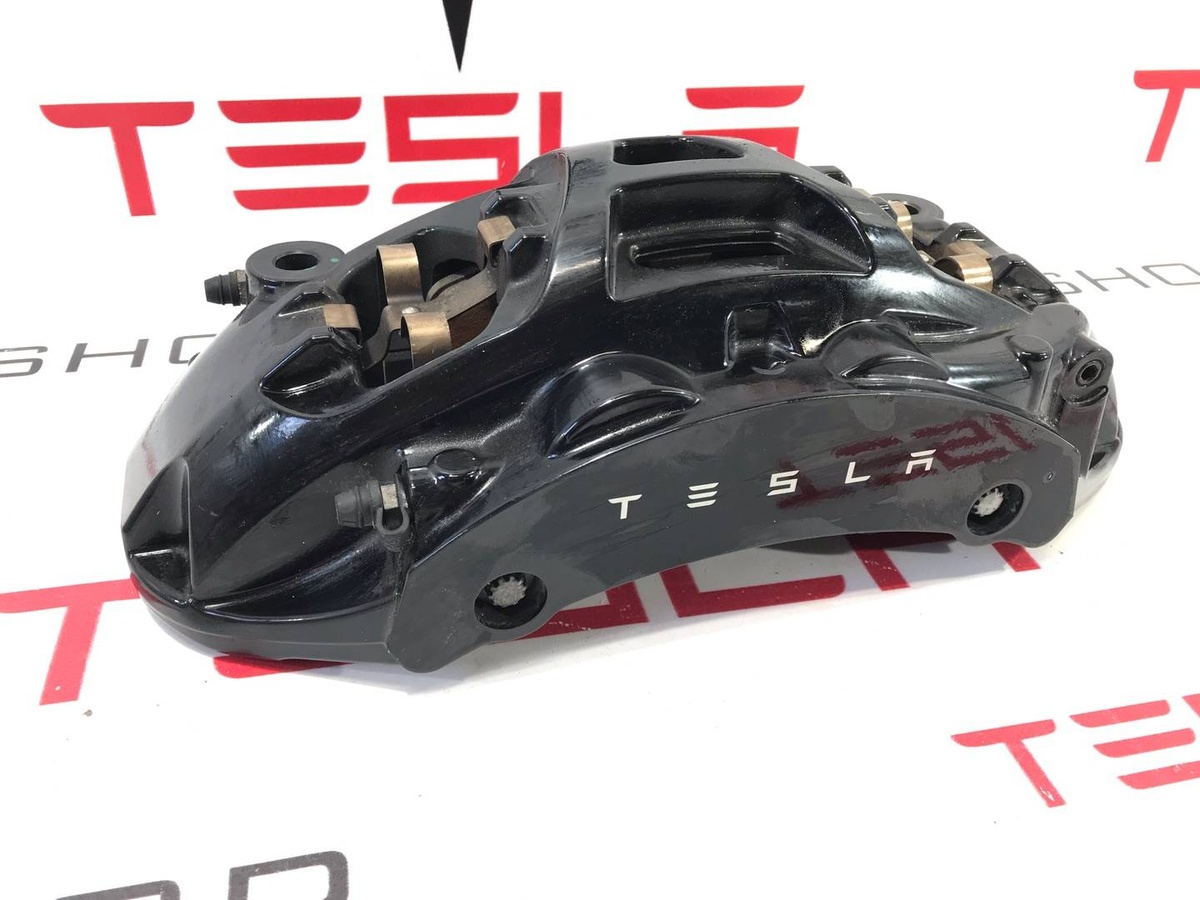 Суппорт передний левый к Tesla Model S 2021