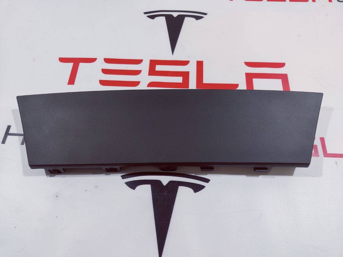 Заглушка к Tesla Model Y 2021