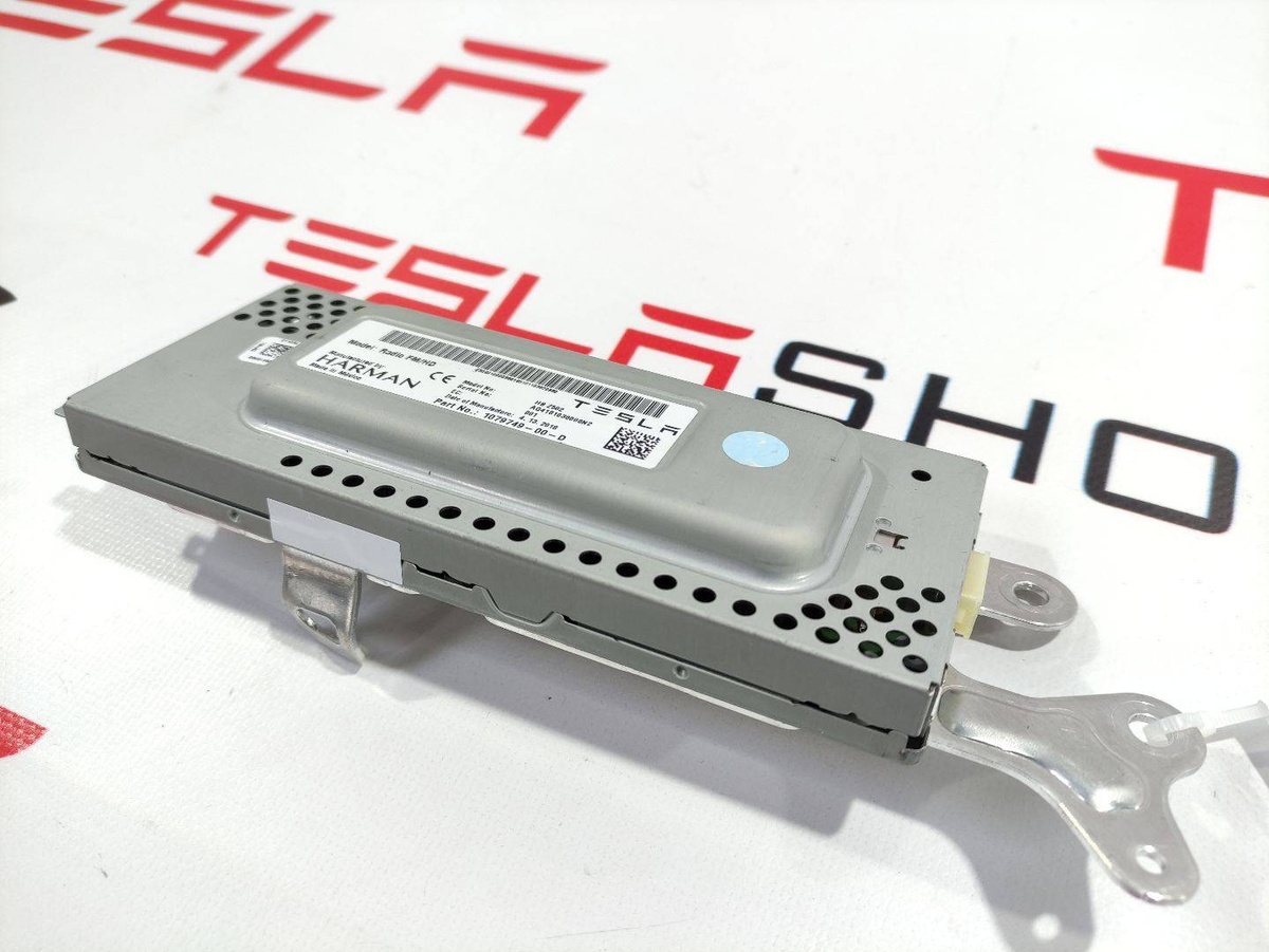 Блок радио к Tesla Model 3 2019