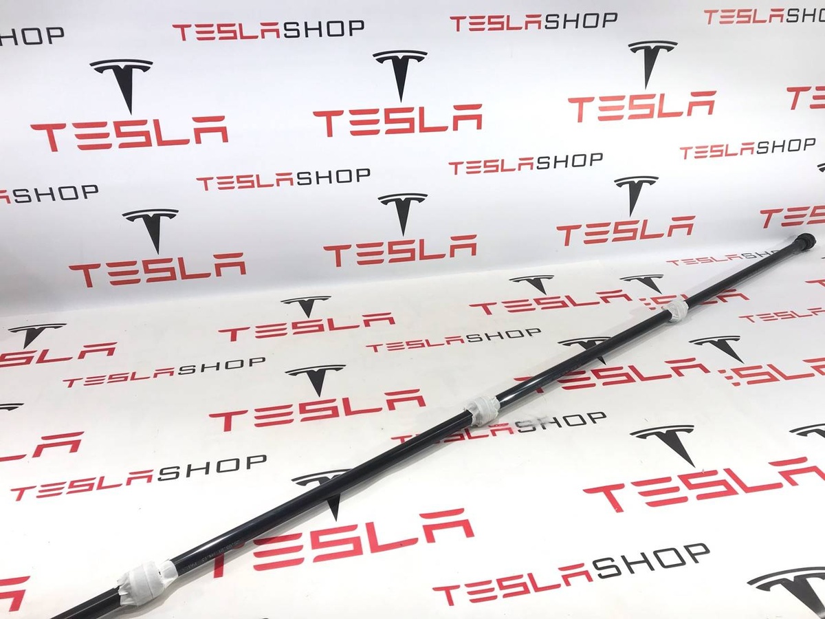 Трубка охлаждающей жидкости металлическая к Tesla Model S 2021