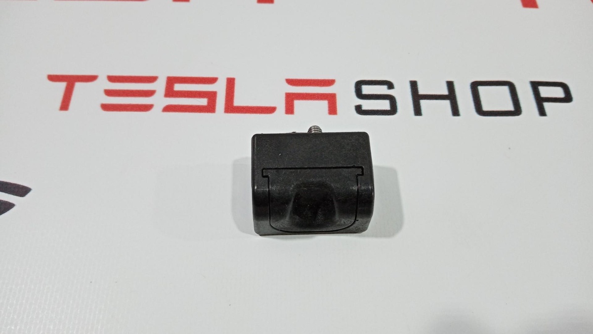 Отбойник крышки багажника (демпфер) к Tesla Model S 2015