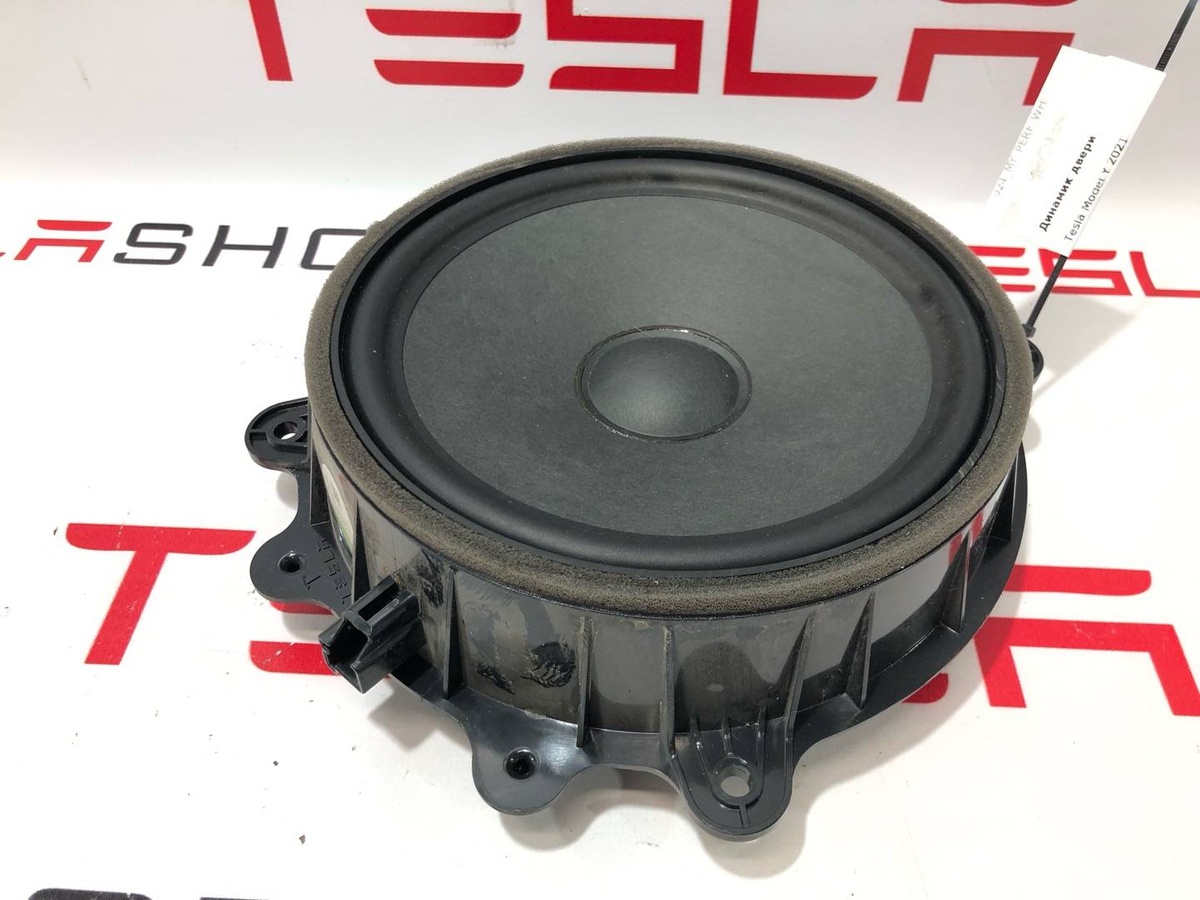 Динамик к Tesla Model Y 2021