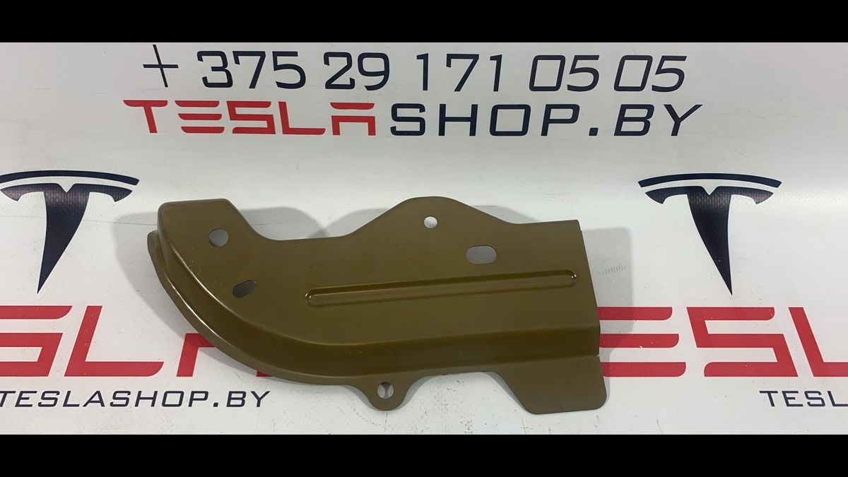 Кронштейн к Tesla Model 3 2020