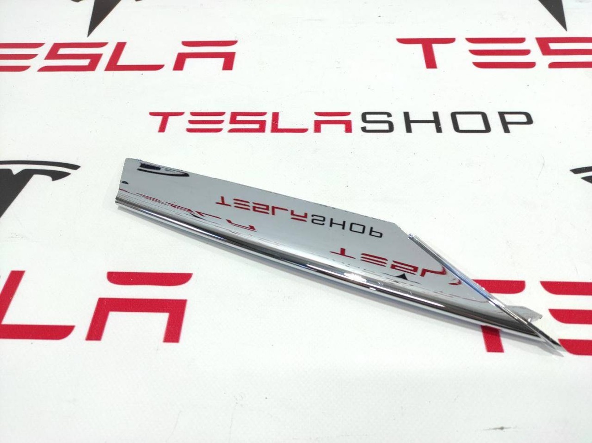 Молдинг бампера переднего к Tesla Model S 2020