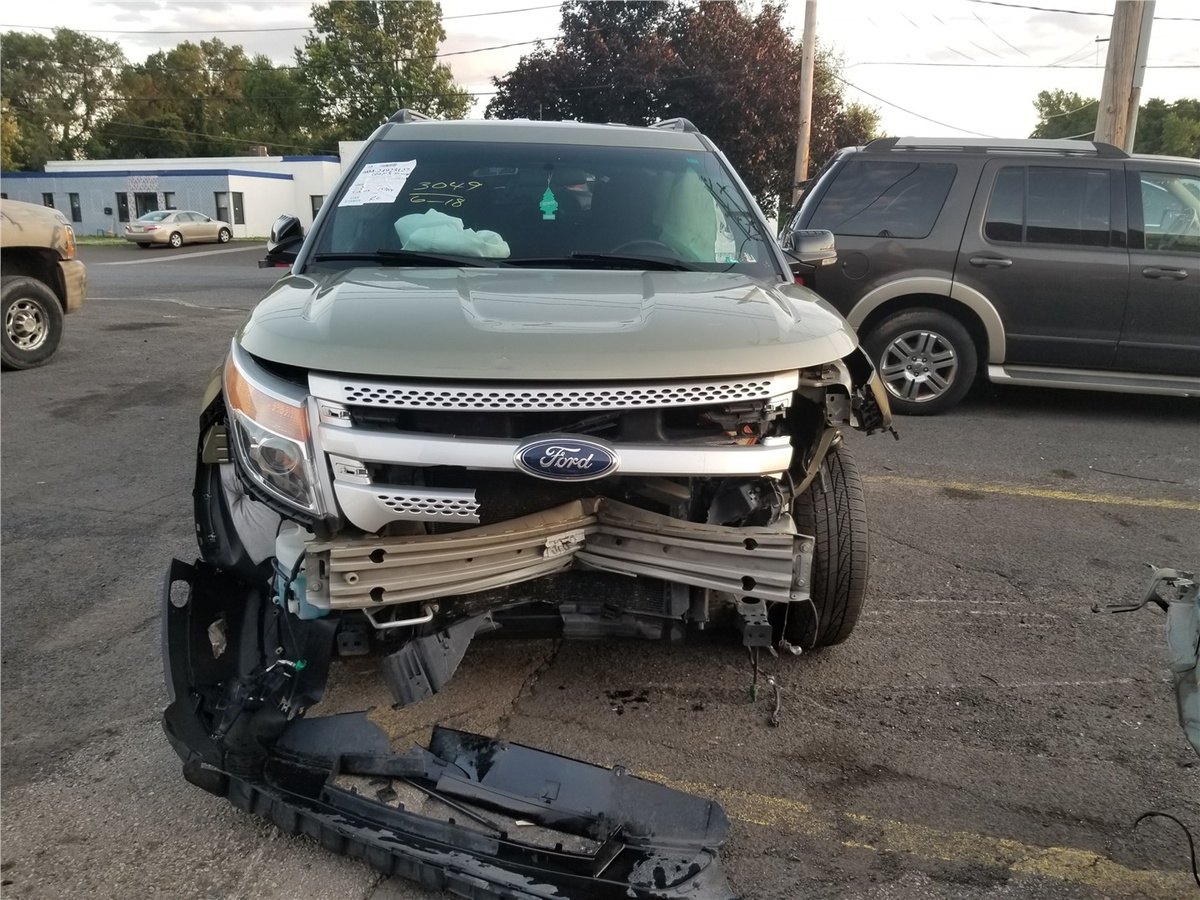Ford к Ford Explorer 2012