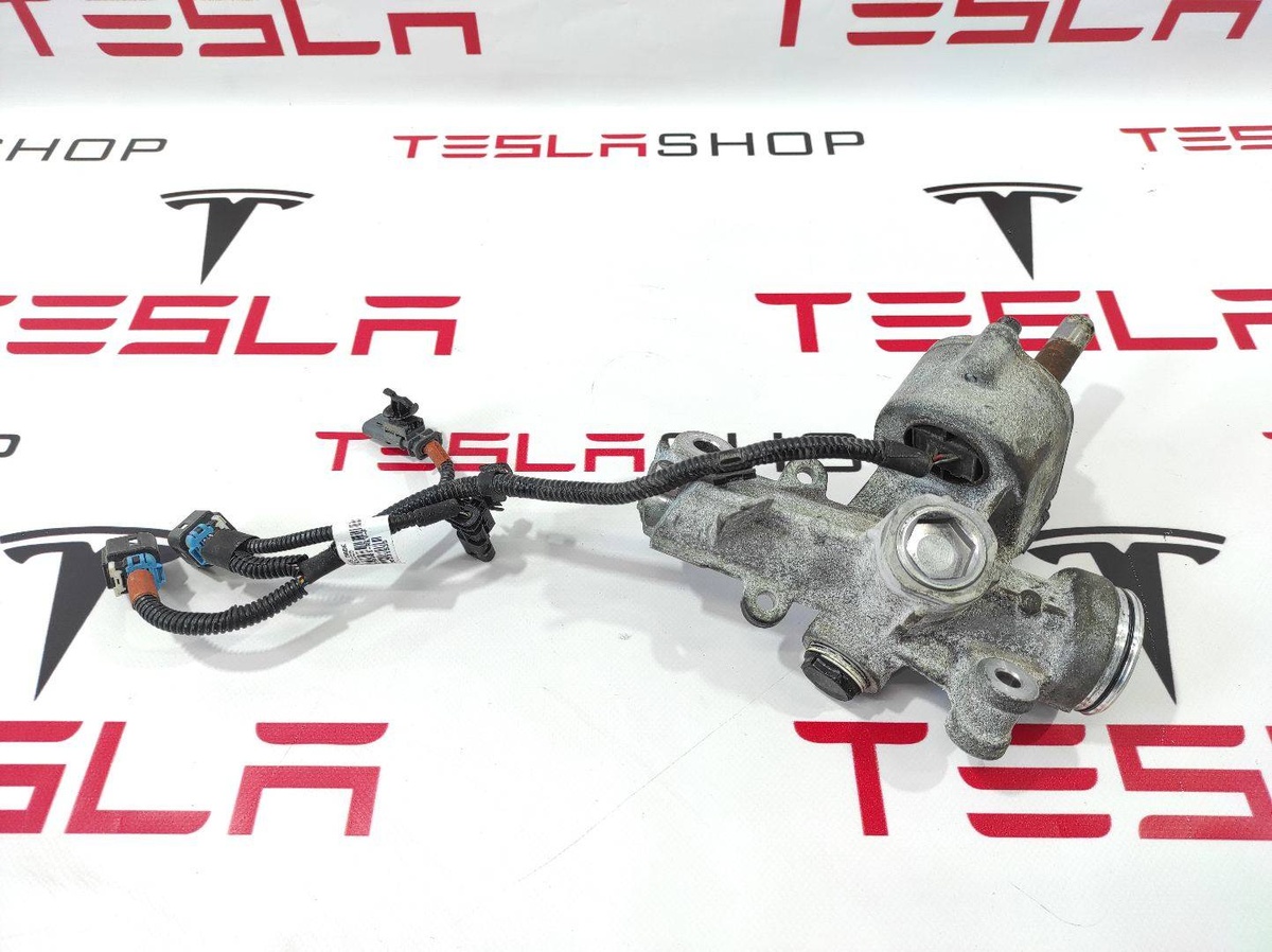 Рулевая колонка к Tesla Model Y 2020