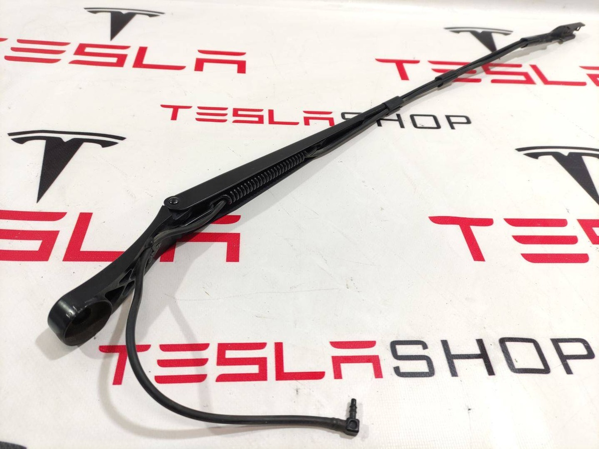 Щеткодержатель к Tesla Model X 2018