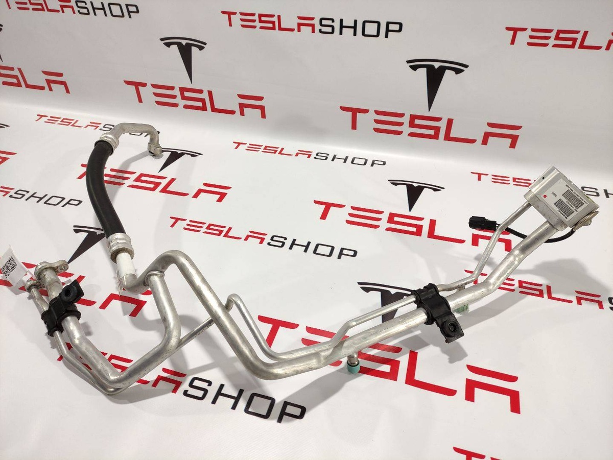 Трубка кондиционера к Tesla Model S 2015