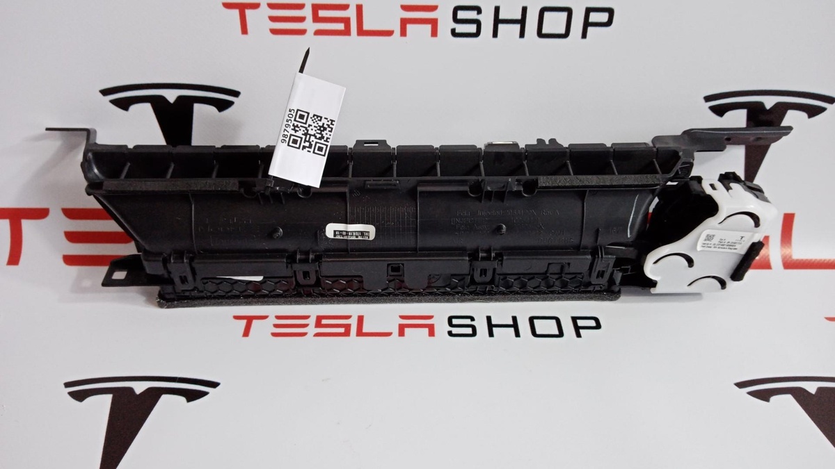 Воздуховод к Tesla Model 3 2019