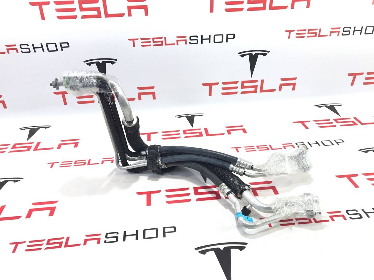 Трубка кондиционера к Tesla Model S 2021