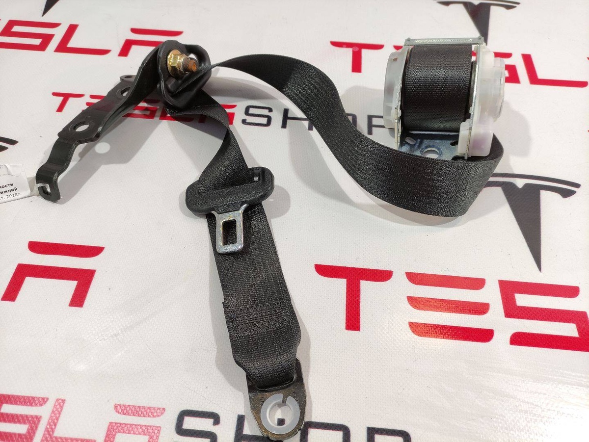 Ремень безопасности к Tesla Model S 2018