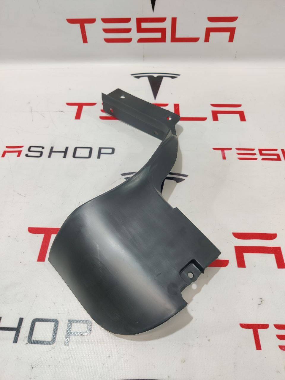 Обтекатель к Tesla Model S 2019