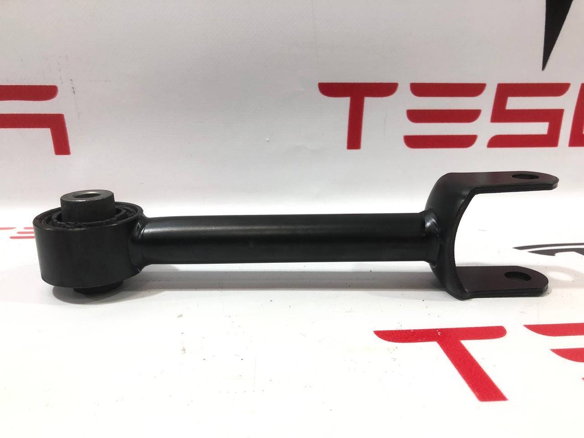 Рычаг задний к Tesla Model 3 2021