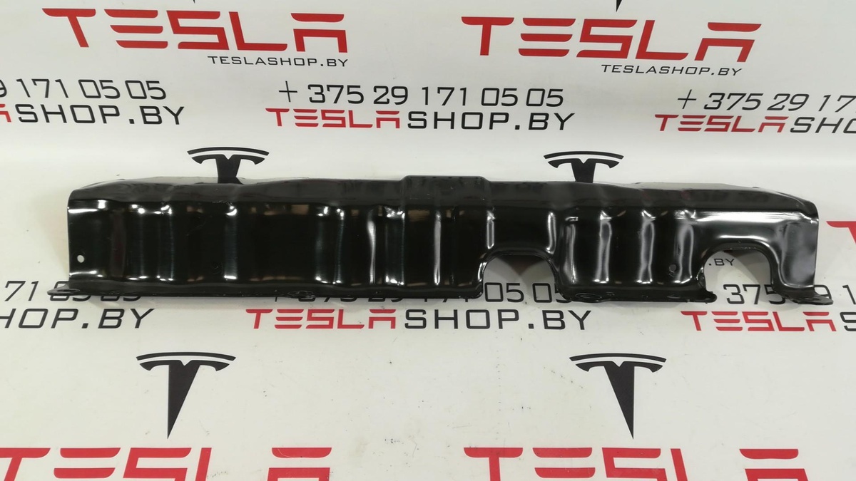 Кронштейн к Tesla Model 3 2019