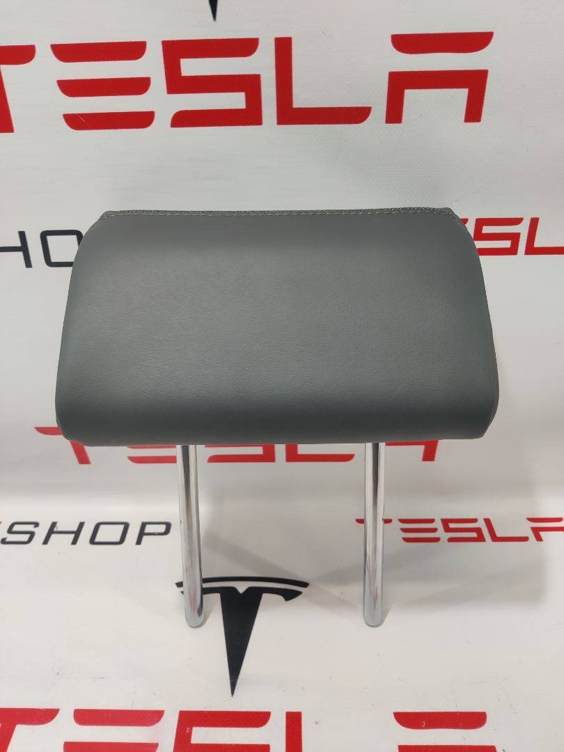 Подголовник к Rivian R1T 2022