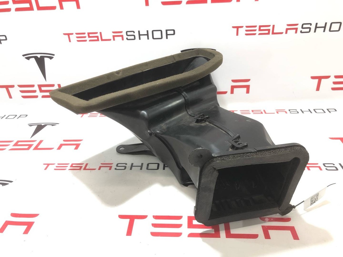 Воздуховод к Tesla Model Y 2021