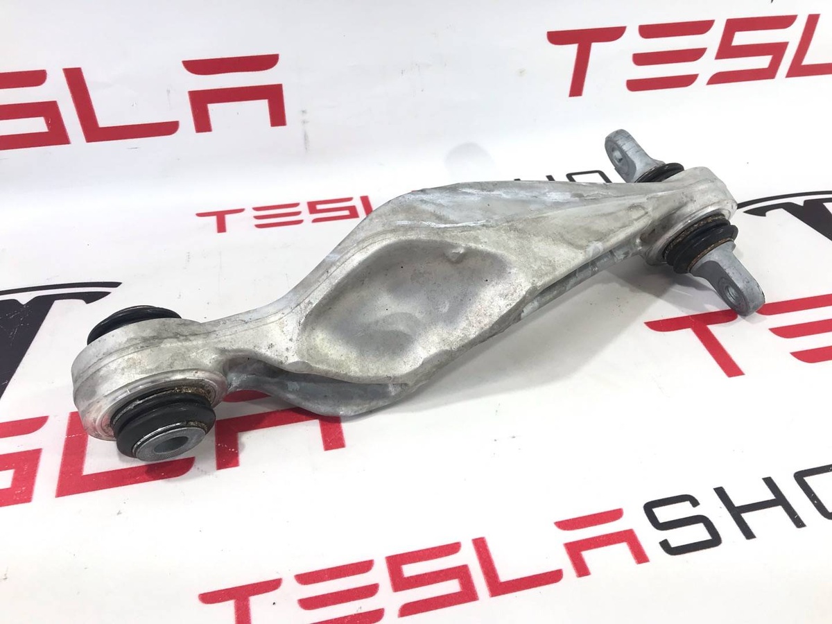 Рычаг задний к Tesla Model S 2021