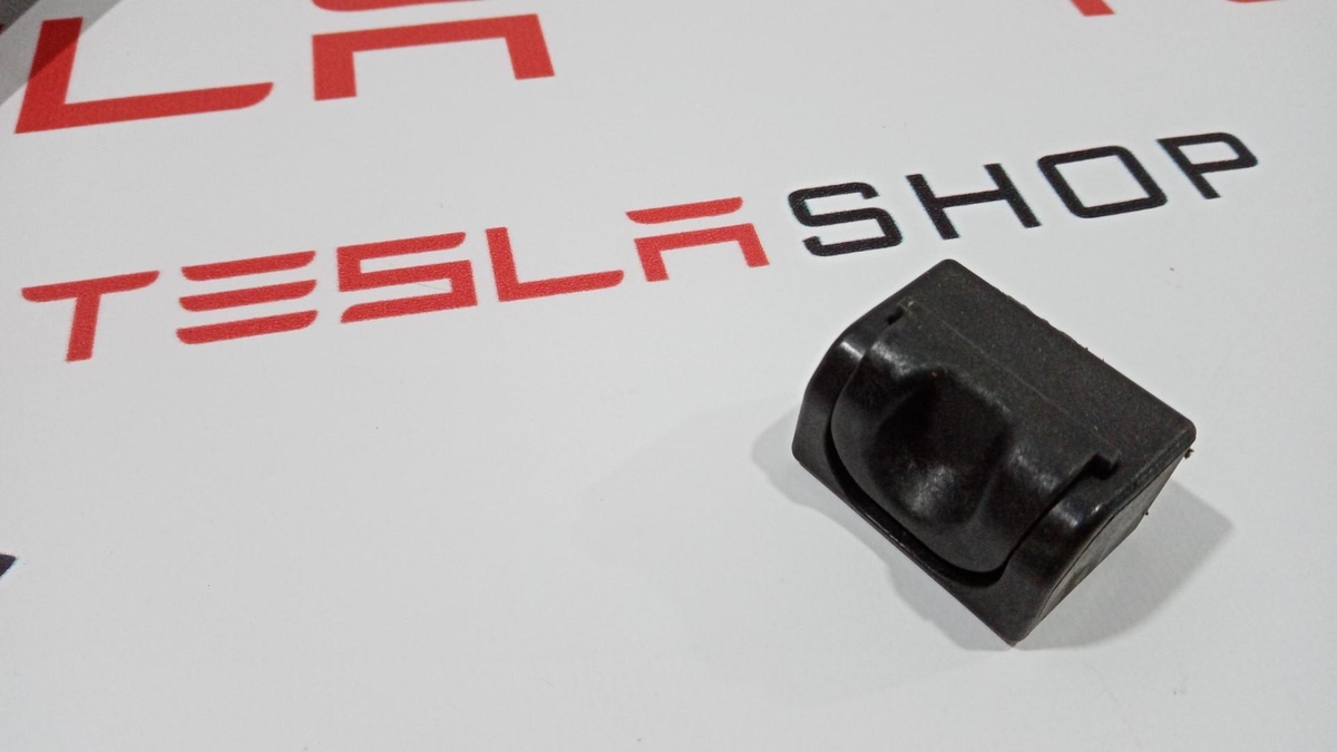 Отбойник крышки багажника (демпфер) к Tesla Model S 2015