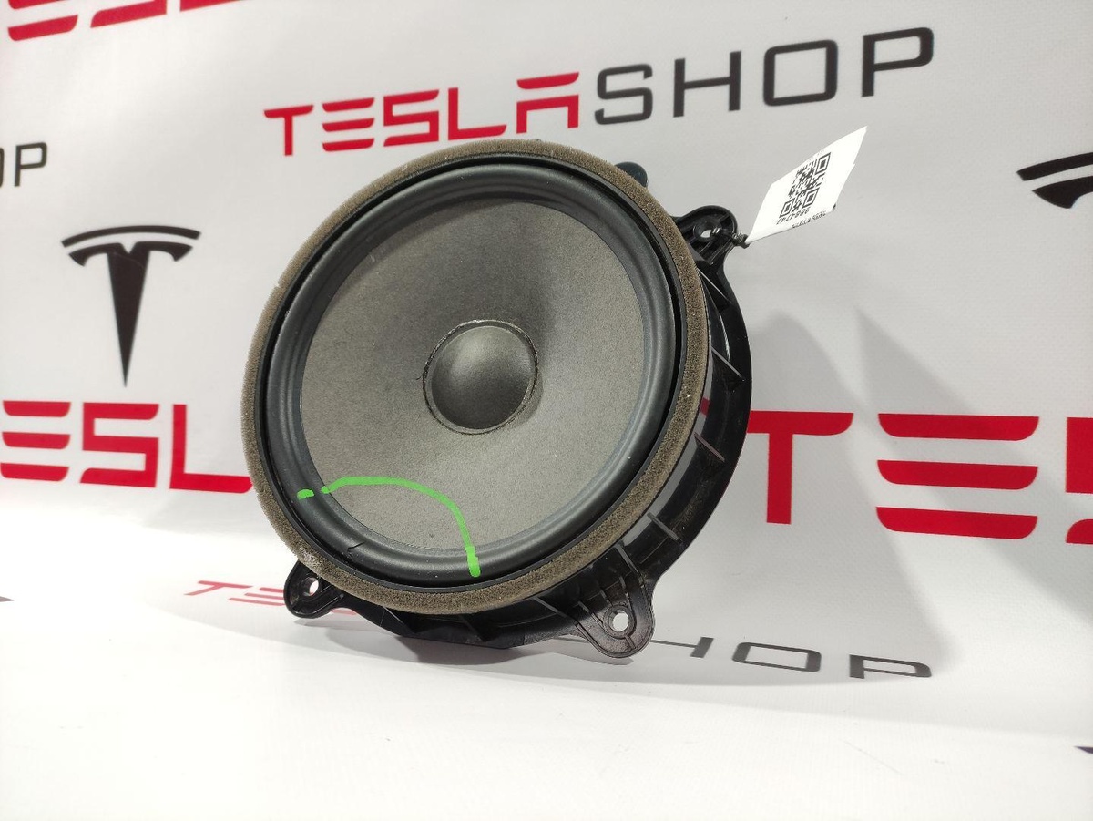 Динамик к Tesla Model 3 2020
