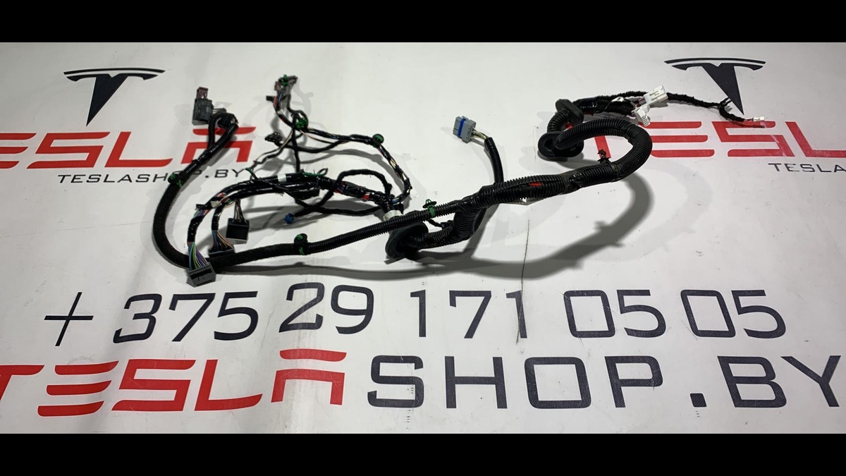 Проводка двери к Tesla Model S 2014