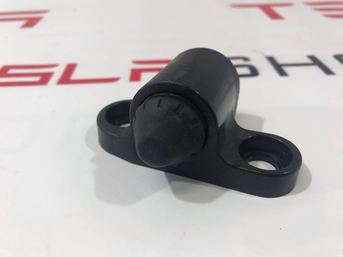 Демпфер к Tesla Model S 2015